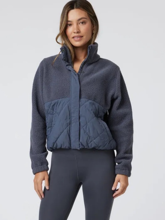 Vuori Jackets & Blazers - Vuori Quilted Panel Sherpa Jacket - Charcoal